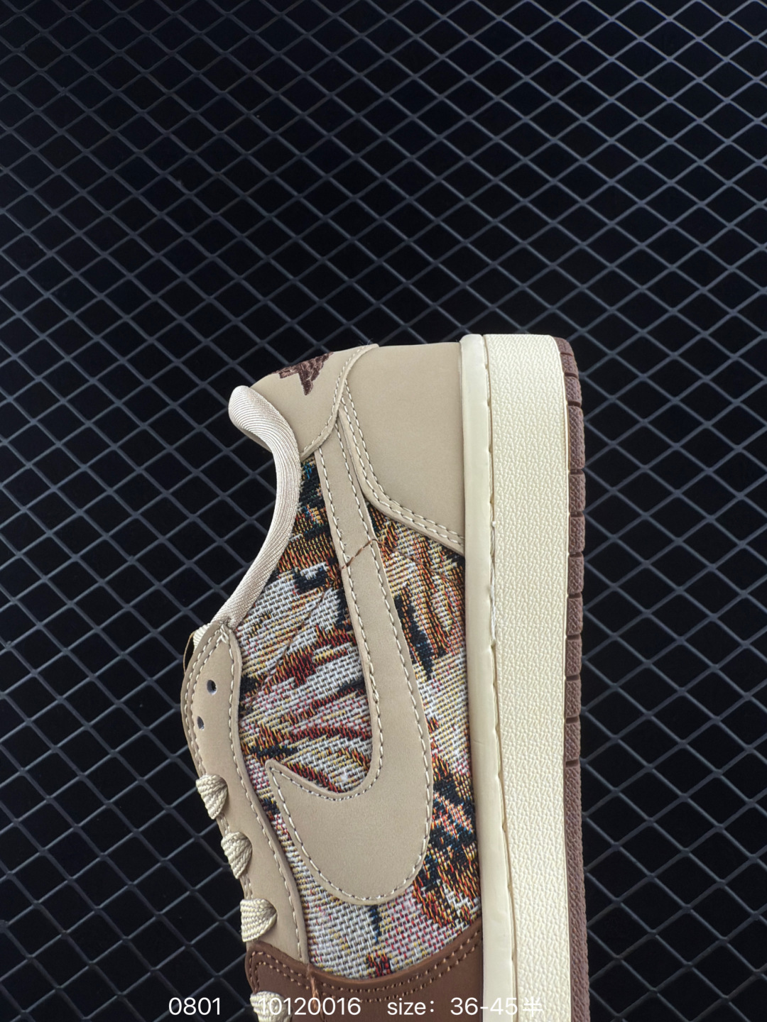 Travis Scott x Air Jordan 1 ” Reverse Mocha “